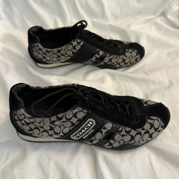 EUC Coach Remonna Signature Canvas Sneakers - Picture 4 of 8